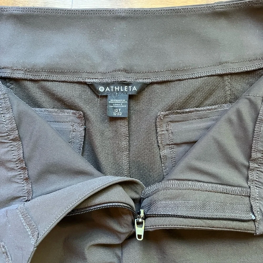 Athleta Wander Hybrid Straight Leg - Picture 9 of 9